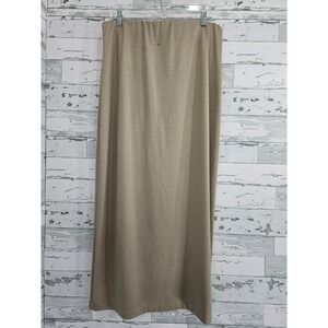 Design Todays Tan Beige Maxi Skirt Elastic Waist Back Slit Size 1X Made in‎ USA